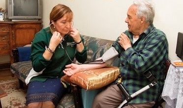 Photo of Mil 200 millones serán invertidos en beneficio de adultos mayores con riesgo de contagio Covid-19 en la región de Antofagasta