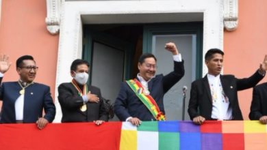 Photo of Arce se da un baño de multitudes y deja pendiente la posesión de su gabinete