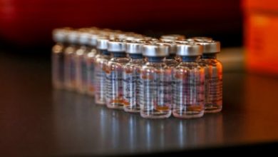 Photo of Productores de vacunas deberían entregar dosis para ensayos para impulsar al sector