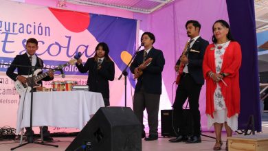 Photo of CANTANDO “TODOS JUNTOS” COMENZÓ EL AÑO ESCOLAR EN EL LICEO B-8