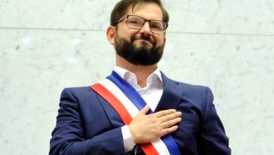 Photo of Emotivo asunción como presidente de la república de Gabriel Boric