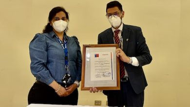 Photo of El Hospital de Calama Dr. Carlos Cisternas recibió certificación del Senda Previene “Elige Vivir Sin Drogas”