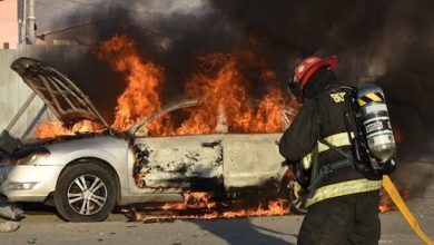 Photo of PDI investiga apuñalamiento en la cabeza de un hombre y la quema de auto