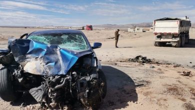 Photo of Auto colisiona por alcance a camión dejando grave a su conductor