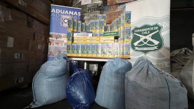 Photo of Carabineros decomisó fuegos artificiales y cigarros de contrabando