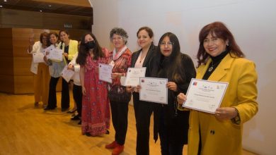 Photo of Egresan 87 mujeres de la Escuela Mujer Emprende SernamEG 2022