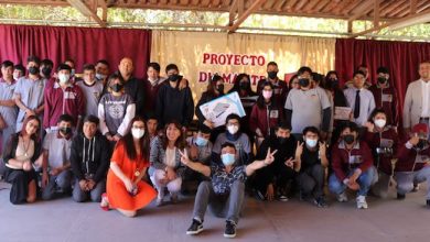 Photo of Alumnos de la Escuela Diferencial F – 33 reciben insumos de trabajo  para los talleres