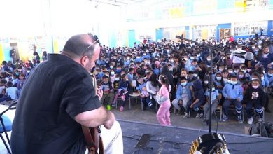 Photo of Estudiantes se deleitan con connotado guitarrista