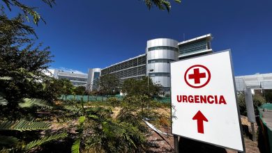 Photo of Hospital de Calama llama a los pacientes con enfermedades crónicas a salir a la calle usando mascarilla