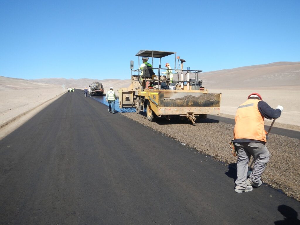 MOP anunció nuevas obras viales y destacó proyectos para mejorar la ...