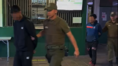 Photo of Carabineros detuvo a tres delincuentes que intentaron robar camioneta en empresa de Puerto Seco