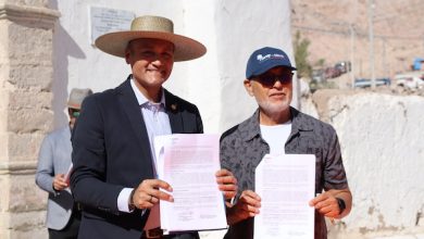 Photo of Municipalidad de camarones y dirección regional Conadi firman convenio de colaboración