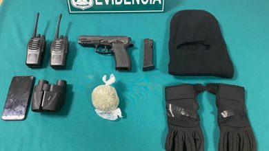 Photo of Carabineros detiene a dos personas por porte de un arma de fuego