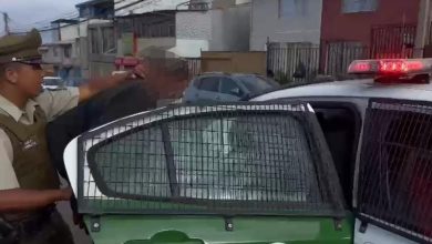 Photo of Carabineros de la SIP detiene a sujeto por robo a pasajeros de locomoción colectiva