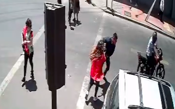 Photo of Peruanos asaltan a salida de banco en Antofagasta