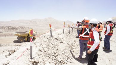 Photo of Sindicatos profesionales minera lomas Bayas logra acuerdo con empleador en negociación colectiva