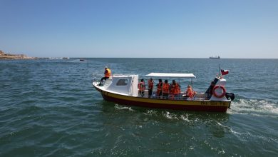 Photo of Codelco Salvador hace entrega de embarcación para el desarrollo del turismo en Chañaral