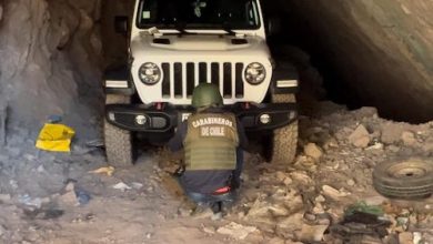 Photo of Carabineros de la SEBV encuentra 4×4 robado. Estaba oculto en un pique minero