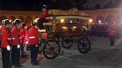 Photo of A ley norma que permite a bomberos realizar funerales nocturnos