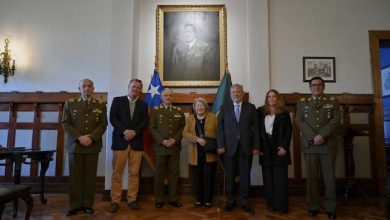 Photo of CON INAUGURACIÓN DE SALÓN Y OFRENDA FLORAL SE CONMEMORÓ ANIVERSARIO DE NATALICIO DE GENERAL CARLOS IBÁÑEZ DEL CAMPO