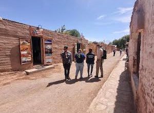 Photo of ANTE MASIVA LLEGADA DE TURISTAS POR FIESTAS DE FIN DE AÑO SERNAC Y SERNATUR FISCALIZAN A OPERADORES TURÍSTICOS EN SAN PEDRO DE ATACAMA