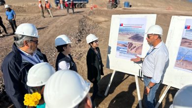 Photo of Autoridades regionales encabezan primera piedra de obras de control aluvional en quebrada Caliche de Antofagasta