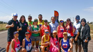 Photo of Ministro del Deporte premió a corredores de Posta Atacameña