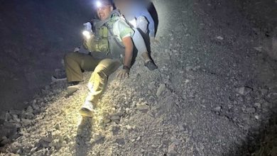 Photo of Carabineros rescata a dos jovenes atrapados a 400 metros de altura