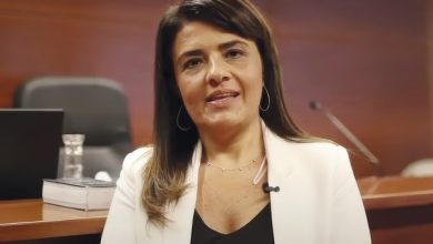 Photo of CDE PRESENTA QUERELLA CRIMINAL CONTRA MINISTRA DE LA CORTE DE APELACIONES DE SANTIAGO SRA. VERÓNICA SABAJ, POR DELITOS DE COHECHO, PREVARICACIÓN JUDICIAL Y REVELACIÓN DE SECRETOS