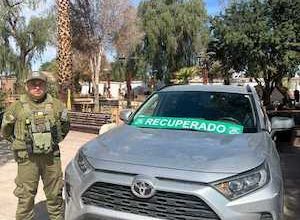 Photo of Pillan a delincuente extranjero trasladando vehículo robado a la frontera