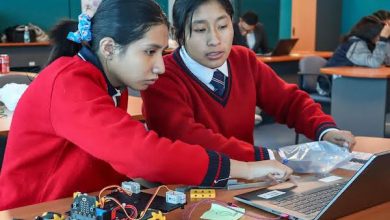 Photo of Mina Radomiro Tomic lleva a cabo taller STEM con alumnos de liceos América y Radomiro Tomic de Calama