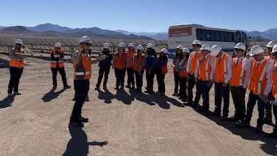 Photo of Estudiantes visitan planta fotovoltaica Río Escondido junto al programa Fórmate Energía de Mainstream