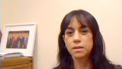 Photo of Senadora Núñez: “El adversario es el Partido Comunista, no José Antonio Kast”