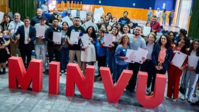 Photo of Familias de Calama y Antofagasta recibieron certificados de subsidios habitacionales