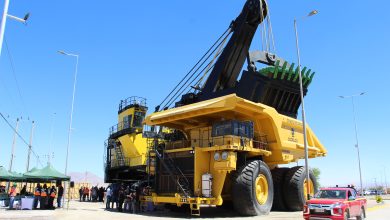 Photo of División Chuquicamata entrega pala y camión de extracción a Calama como símbolo de su identidad minera