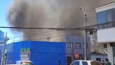 Photo of INCENDIO DESTRUYE CONOCIDA TIENDA DE ROPA USADA LA CONVENIENCIA EN CALAMA