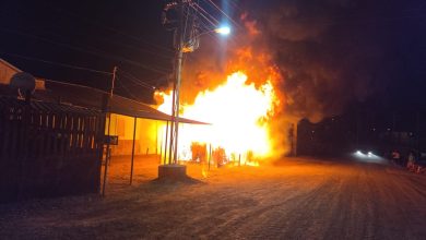 Photo of Dantesco incendio en María Elena destruyó 2 viviendas y una quedó parcialmente dañada