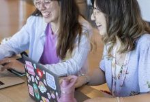 Photo of “La Alegría de Emprender”: Genias y CORFO abren postulaciones a beca para impulsar negocios liderados por mujeres