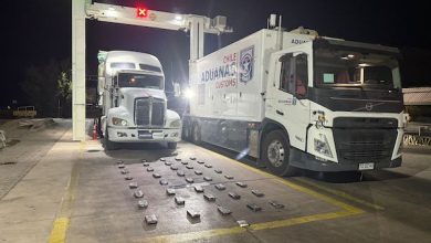 Photo of Aduanas intercepta 45 kilos de cocaína en camión verdulero en Quillagua