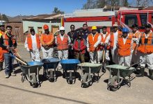 Photo of Equipos de apoyo de Codelco Salvador se unen a limpieza de casas en Inca de Oro