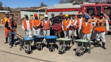 Photo of Equipos de apoyo de Codelco Salvador se unen a limpieza de casas en Inca de Oro