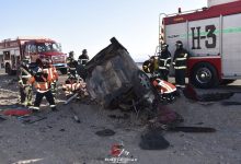 Photo of Tres fallecidos y dos heridos tras choque frontal de vehículo particular con camión