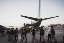 Photo of Se concreta el primer vuelo de expulsión de migrantes irregulares o con antecedentes penales