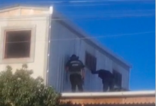 Photo of Bomberos concurre a emergencia y descubren a ladrón dentro de una vivienda